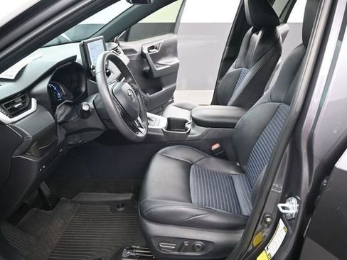 Used 2024 Toyota RAV4 XSE AWD/4WD image 13