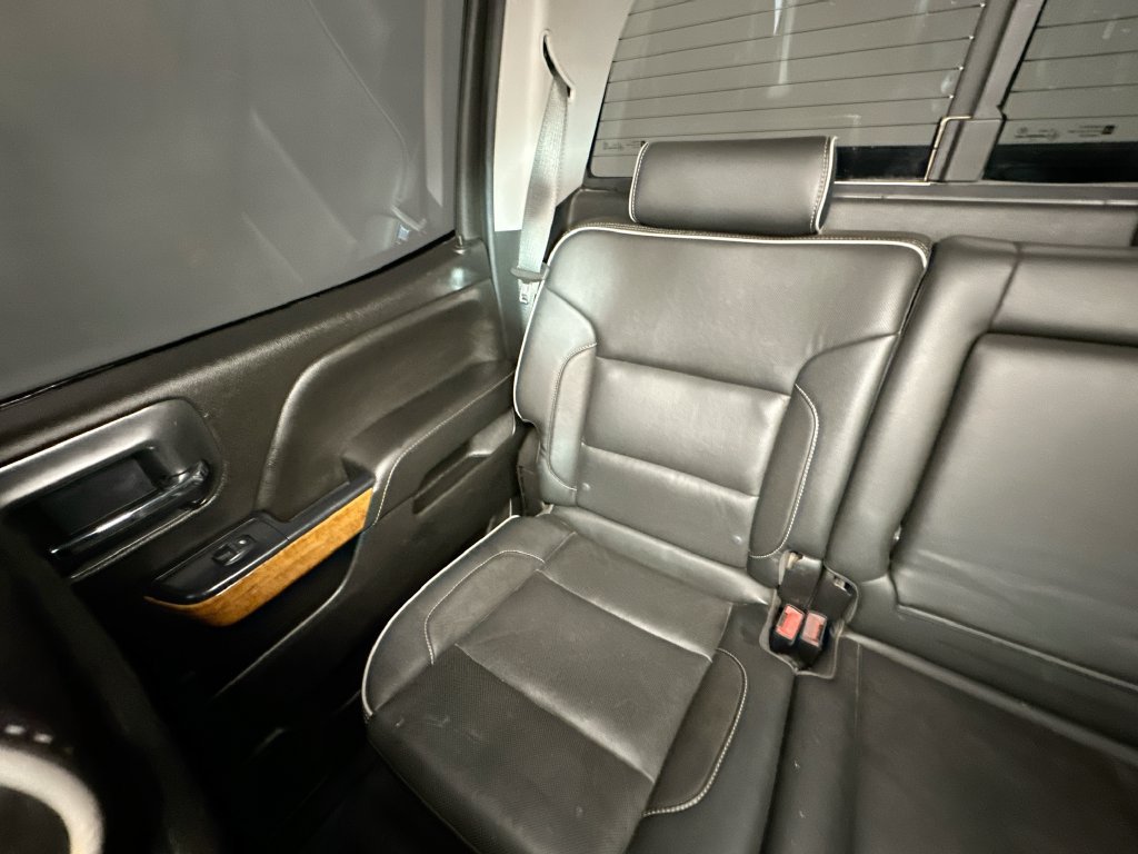 Used 2018 Chevrolet Silverado 2500 High Country w/ Duramax Plus Package AWD/4WD image 12