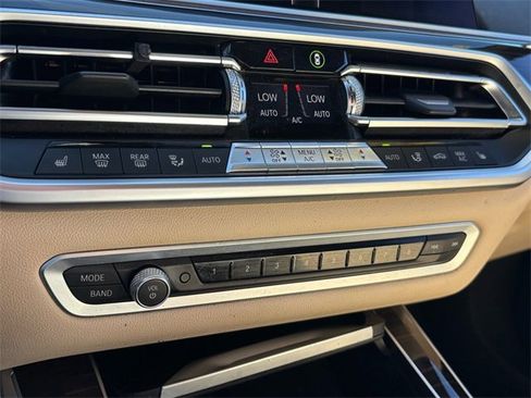 Used 2019 BMW X5 xDrive40i w/ Convenience Package image 30