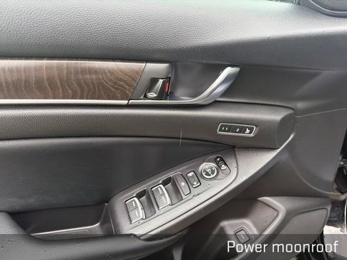 Used 2018 Honda Accord EX-L image 26