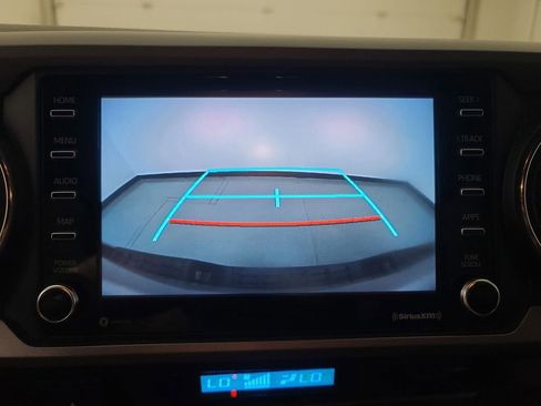 Used 2023 Toyota Tacoma TRD Off-Road image 32