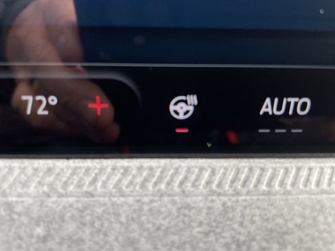 New 2025 Ford Maverick XLT w/ XLT Luxury Package image 11