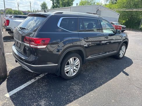 Used 2018 Volkswagen Atlas SEL Premium AWD/4WD image 3