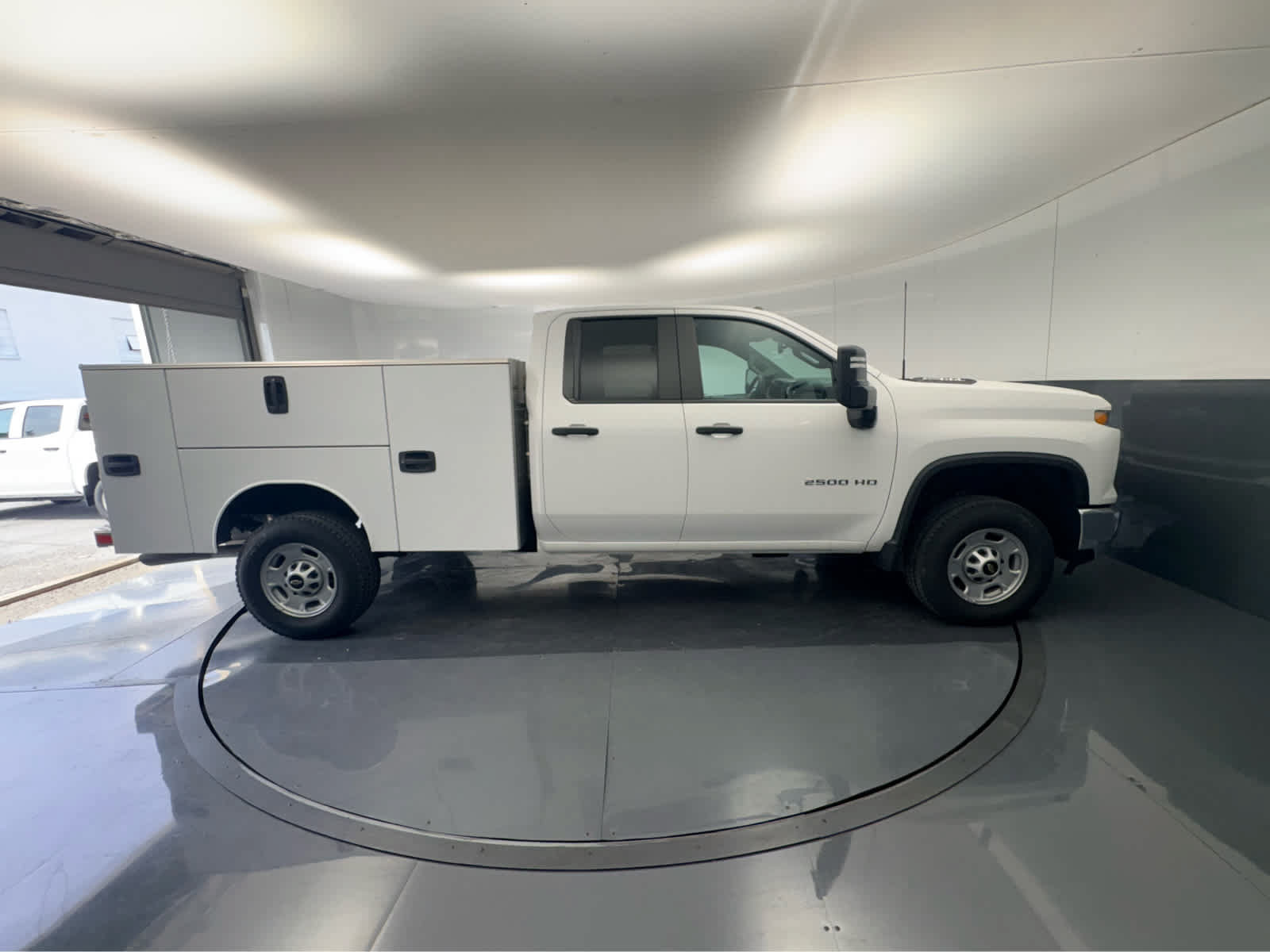 Used 2025 Chevrolet Silverado 2500 W/T w/ WT Convenience Package RWD image 10