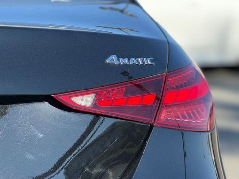 Used 2022 Mercedes-Benz C 300 4MATIC Sedan image 12