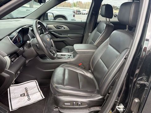 Used 2022 Chevrolet Traverse LT AWD/4WD image 14