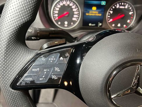 Used 2025 Mercedes-Benz Sprinter 2500 image 26