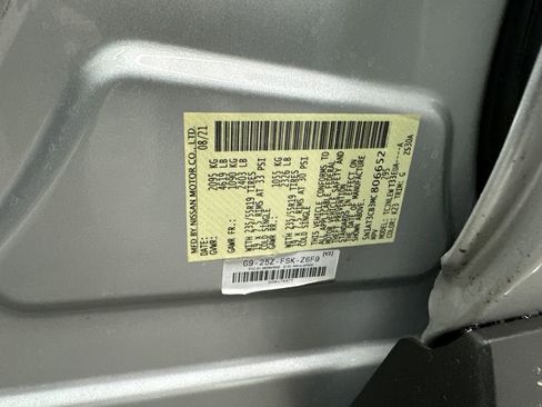 Used 2021 Nissan Rogue SL image 36