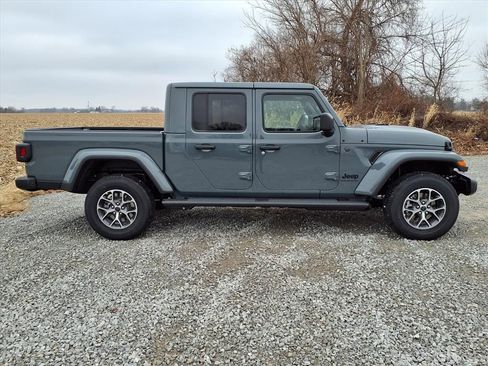 New 2026 Jeep Gladiator Sport image 26