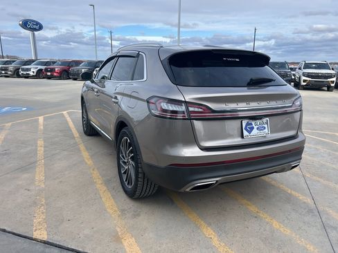 Used 2020 Lincoln Nautilus Reserve image 5