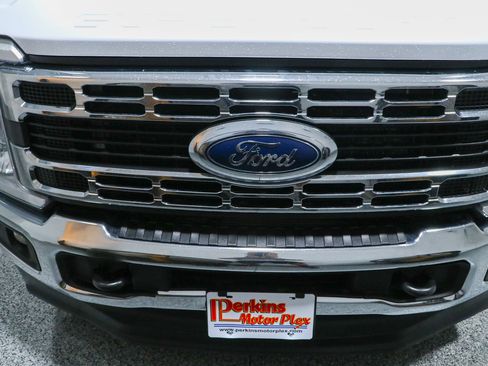 Used 2024 Ford F350 XLT w/ FX4 Off-Road Package AWD/4WD image 4
