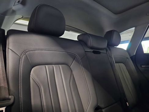 Used 2023 Audi Q5 2.0T Premium w/ Convenience Package image 13