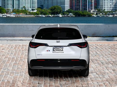 New 2026 Honda HR-V EX-L image 6