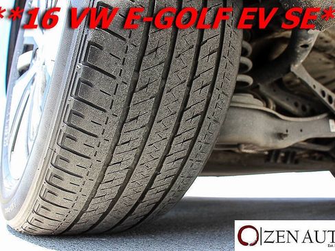 Used 2016 Volkswagen e-Golf SE FWD image 48