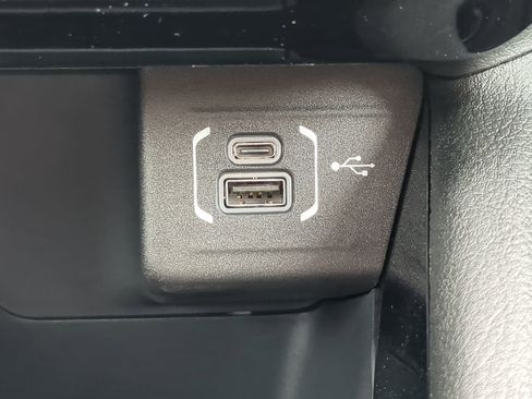 New 2026 Jeep Compass Latitude image 19