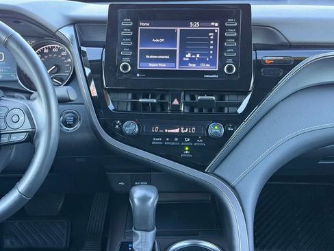 Certified 2024 Toyota Camry SE w/ Convenience Package image 21
