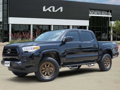 Used 2023 Toyota Tacoma SR AWD/4WD image 1