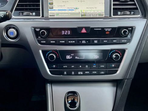 Used 2017 Hyundai Sonata Limited image 16