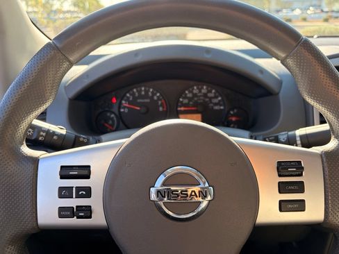 Certified 2020 Nissan Frontier SV RWD image 31