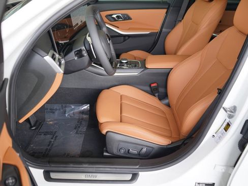Used 2026 BMW 330i Sedan w/ Premium Package RWD image 11