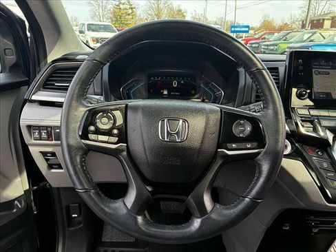 Used 2021 Honda Odyssey Touring image 10