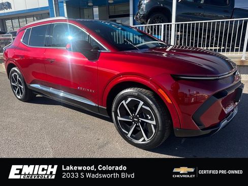 Certified 2024 Chevrolet Equinox EV LT image 2