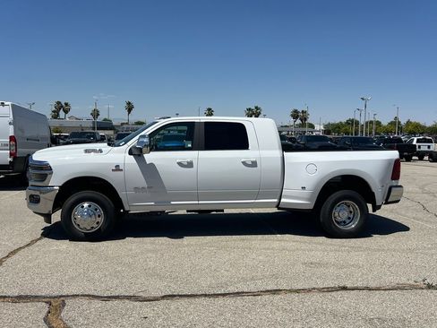 New 2026 RAM 3500 Laramie AWD/4WD image 3