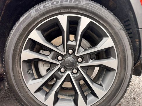 Used 2021 Jeep Grand Cherokee L Overland w/ Luxury Tech Group IV image 35