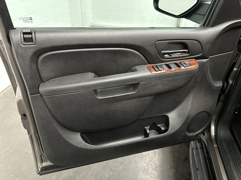 Used 2012 Chevrolet Tahoe LS w/ Convenience Package image 21