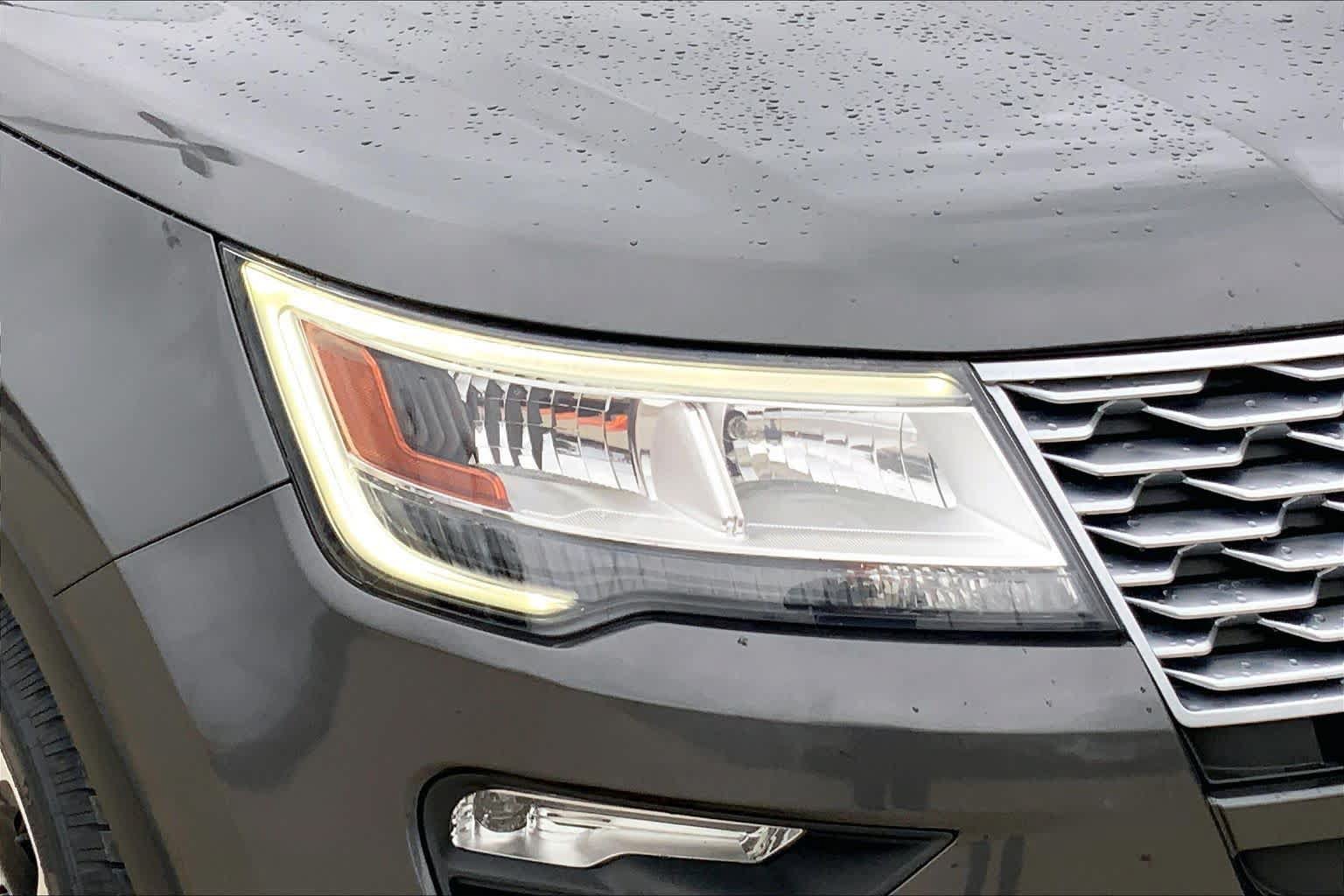 Used 2019 Ford Explorer Platinum AWD/4WD image 27