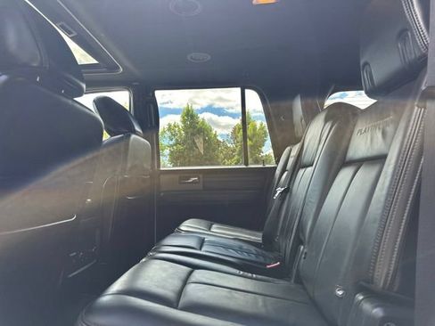 Used 2017 Ford Expedition Platinum AWD/4WD image 17