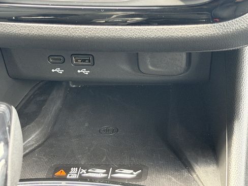 New 2026 Buick Envista Sport Touring w/ Convenience I Package FWD image 22