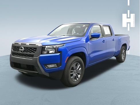 Used 2025 Nissan Frontier SV w/ SV Convenience Package RWD image 1