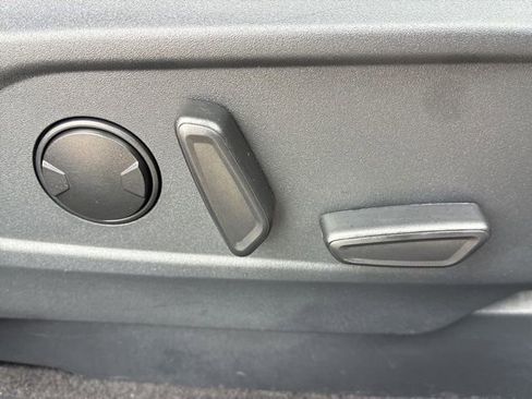 Used 2025 Ford Mustang Mach-E GT image 31