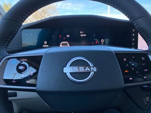 New 2025 Nissan Murano SL image 15