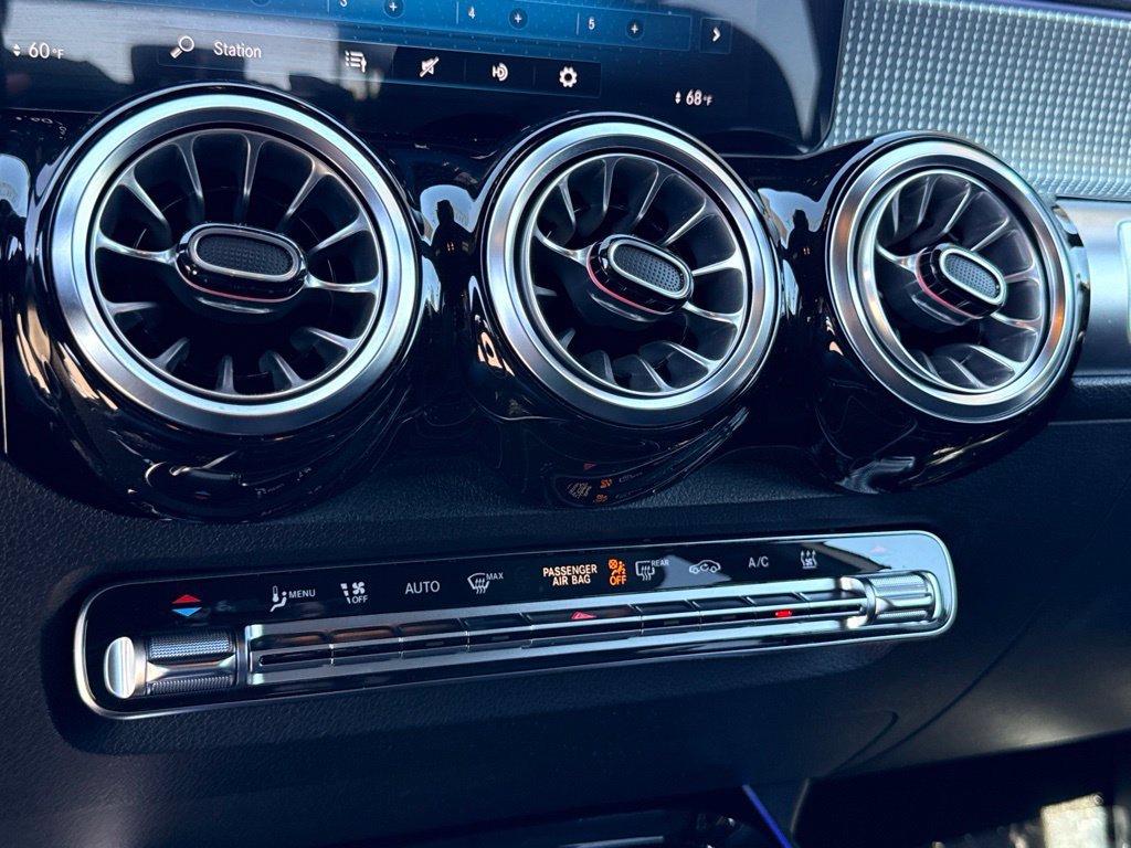 Certified 2023 Mercedes-Benz EQB 250+ image 29