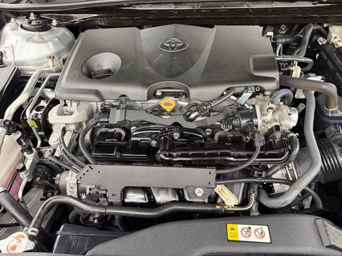 Used 2024 Toyota Camry XLE w/ Navigation Package FWD image 41