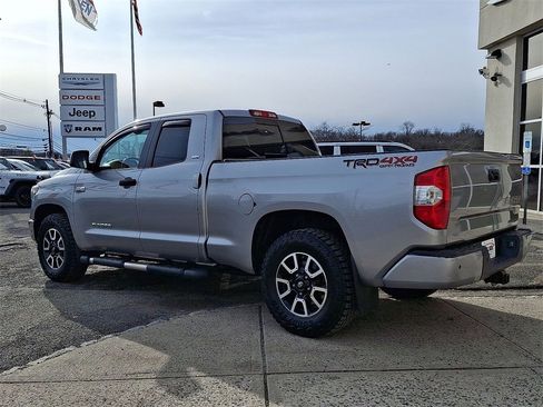 Used 2018 Toyota Tundra SR5 image 21