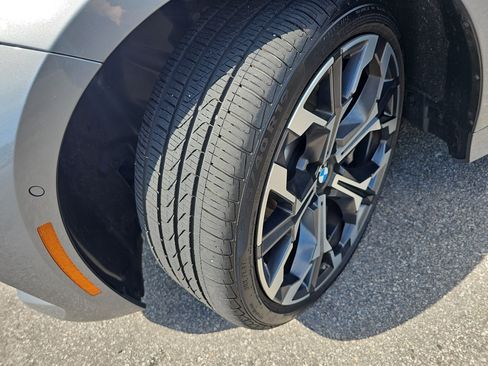 Certified 2025 BMW 330i Sedan w/ Premium Package RWD image 35