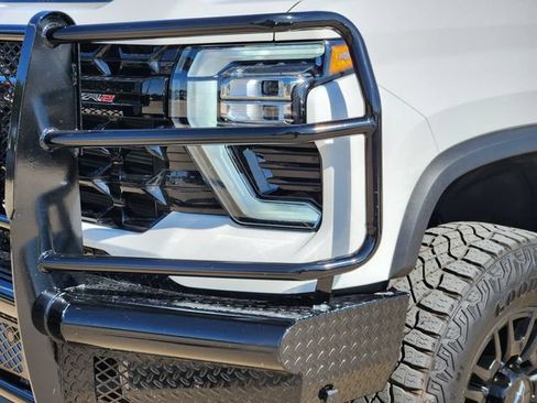 Certified 2024 Chevrolet Silverado 2500 ZR2 w/ Technology Package AWD/4WD image 5