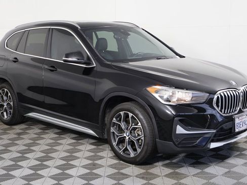 Used 2021 BMW X1 sDrive28i w/ Convenience Package FWD image 3