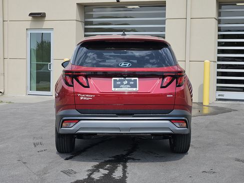 New 2026 Hyundai Tucson SE AWD/4WD image 6