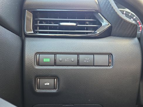 Used 2024 Nissan Sentra SV w/ Trunk Package FWD image 17