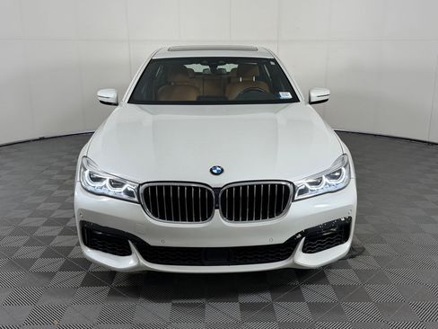 Used 2018 BMW 750i xDrive AWD/4WD image 6
