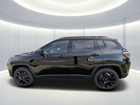 New 2026 Jeep Compass Latitude AWD/4WD image 7