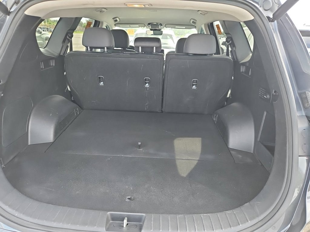 Used 2023 Hyundai Santa Fe SEL w/ Cargo Package AWD/4WD image 7