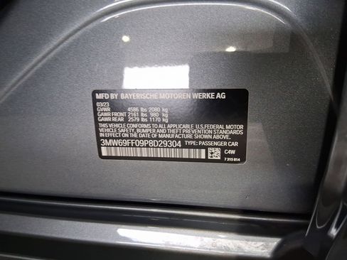 Certified 2023 BMW 330i Sedan w/ Driving Assistance Package image 8