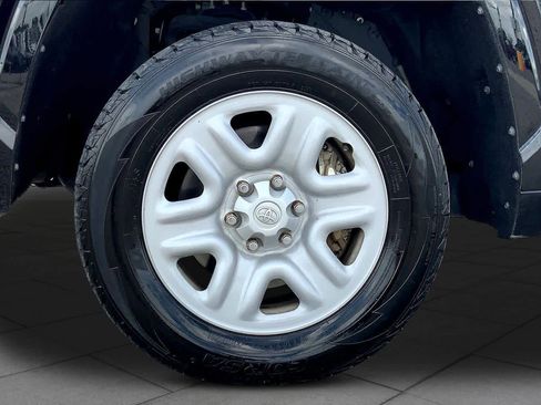 Used 2023 Toyota Tundra SR w/ SR Tow Package image 11