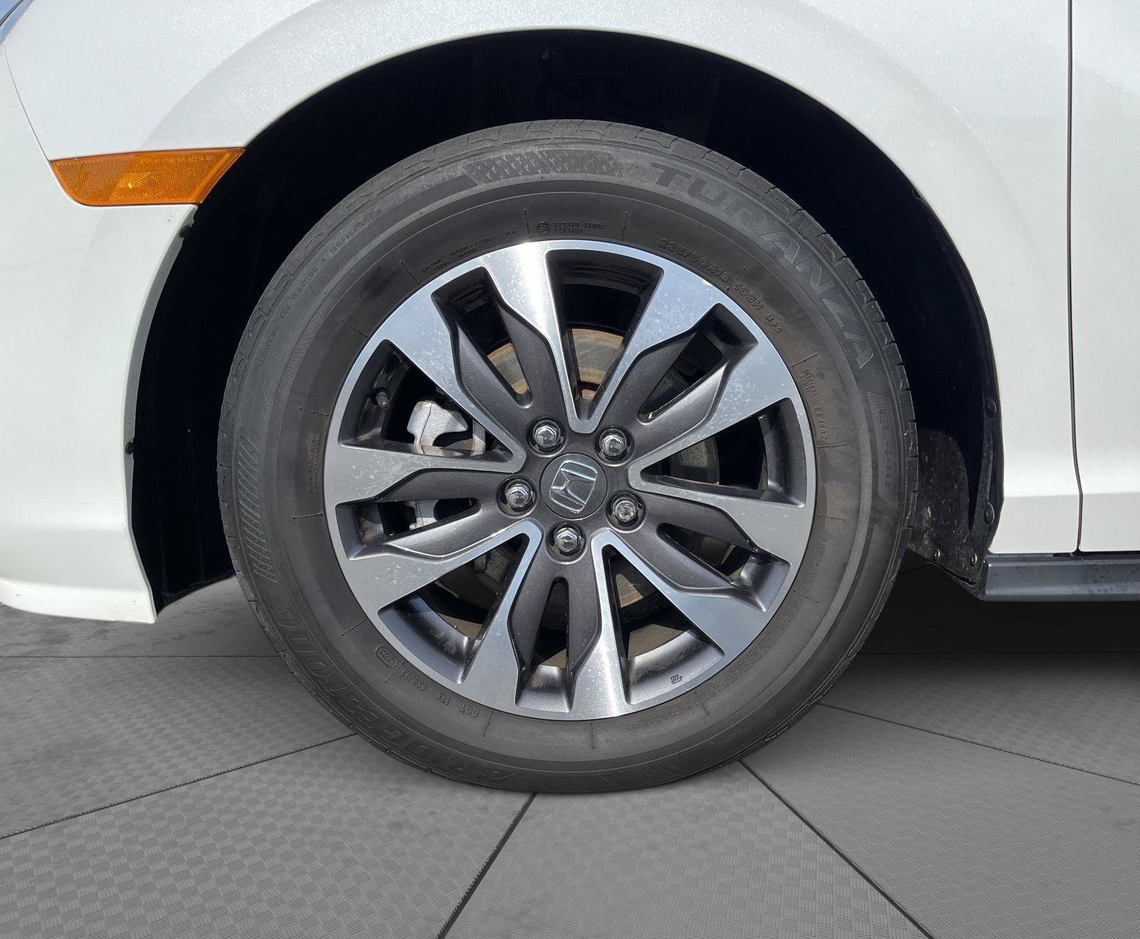 Used 2024 Honda Odyssey EX-L image 27