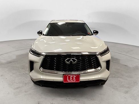 Used 2023 INFINITI QX60 Luxe w/ Vision Package AWD/4WD image 8